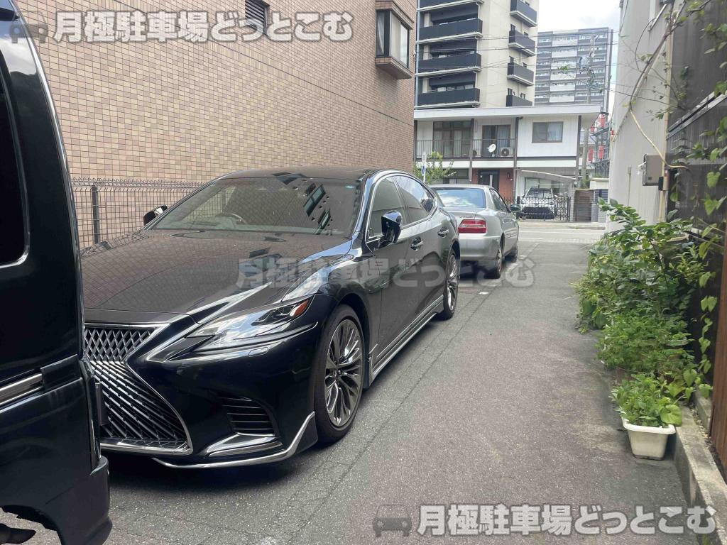 名古屋市中村区竹橋町3005-2の月極駐車場2