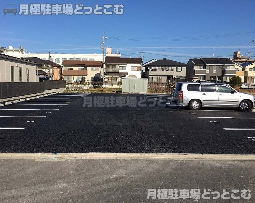 名古屋市中川区富田町大字榎津字袋尻403番3の月極駐車場1