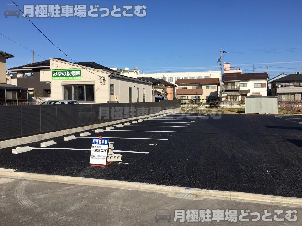 名古屋市中川区富田町大字榎津字袋尻403番3の月極駐車場5