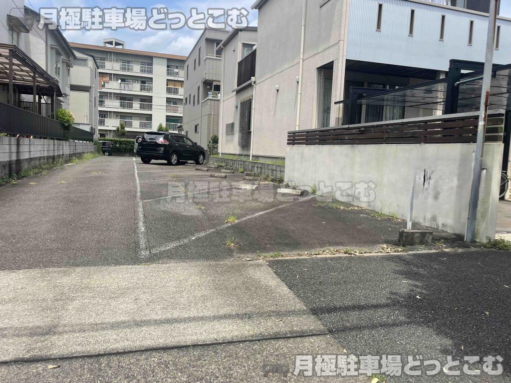 名古屋市中村区岩上町67の月極駐車場6