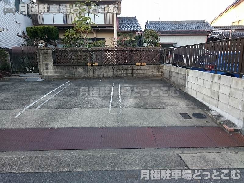 名古屋市西区城西4丁目308の月極駐車場2