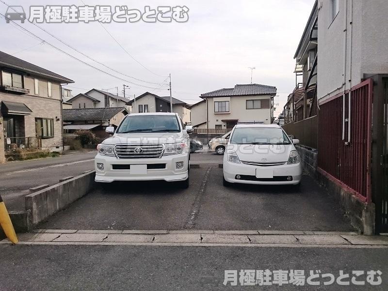 名古屋市千種区池上町1-5-32の月極駐車場2