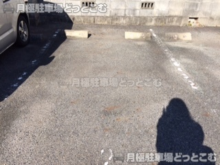名古屋市瑞穂区中山町2丁目20-4の月極駐車場3