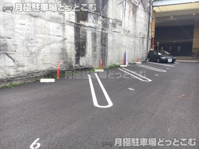 一宮市本町2丁目4の月極駐車場3