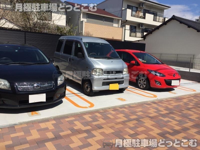 名古屋市北区柳原3丁目801-13の月極駐車場3