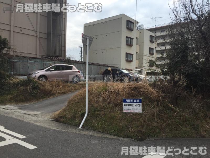 名古屋市千種区京命1丁目201の月極駐車場3