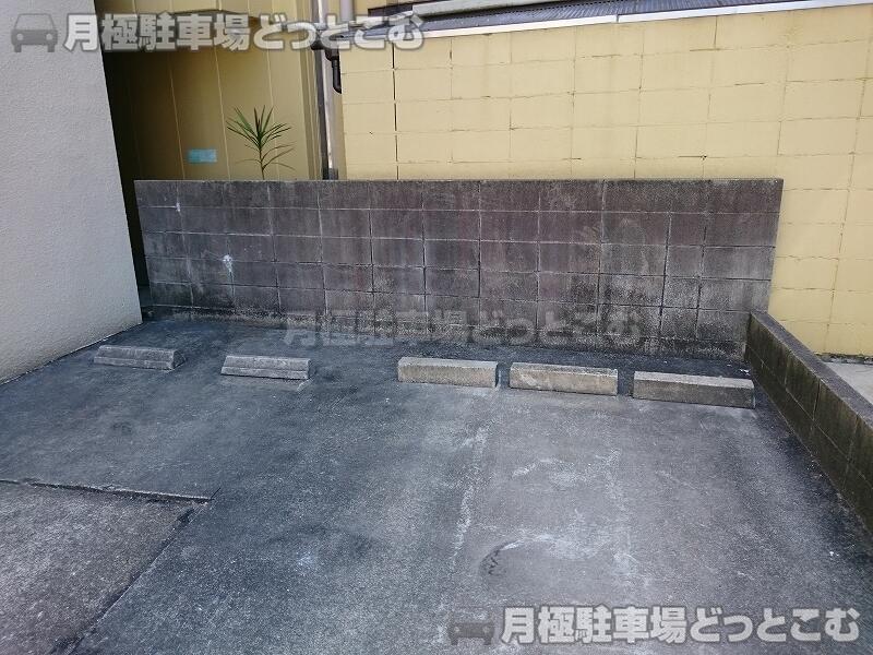 名古屋市中村区名駅3丁目412-1の月極駐車場3