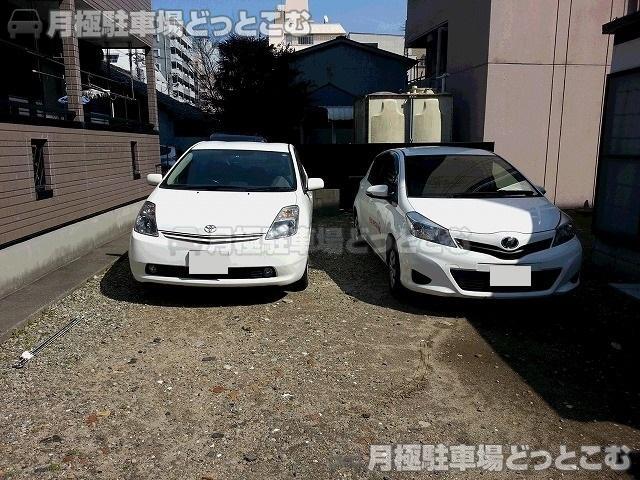 名古屋市中村区若宮町1-29-1の月極駐車場2