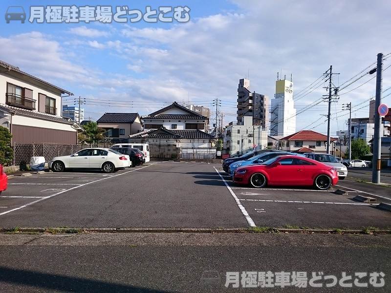 名古屋市熱田区白鳥2丁目501の月極駐車場1