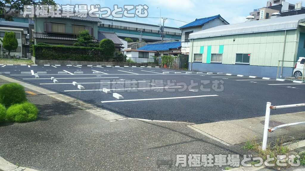名古屋市西区見寄町161の月極駐車場3