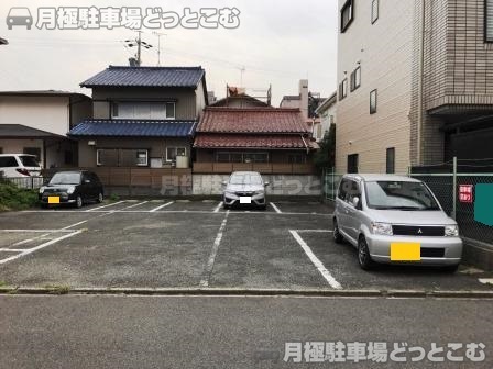 名古屋市南区元塩町2丁目4-8、4-9の月極駐車場1