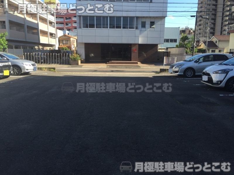 名古屋市熱田区六番3丁目1404番の月極駐車場2