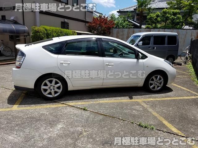 名古屋市東区主税町3丁目29-1の月極駐車場2
