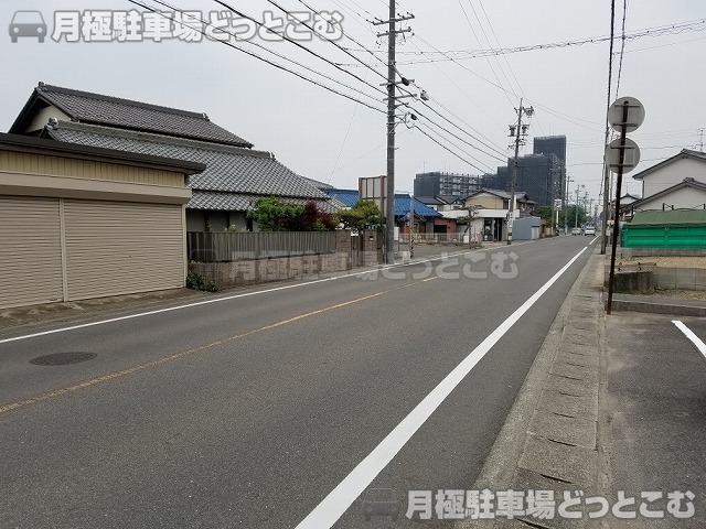 一宮市木曽川町黒田字野畔69-1の月極駐車場8
