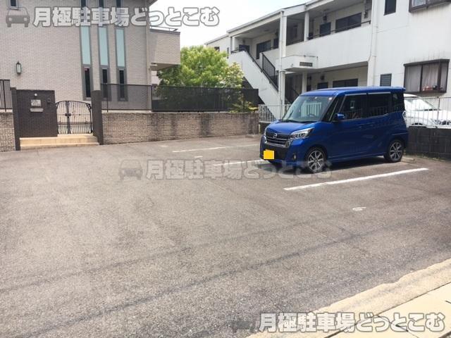 名古屋市天白区原5-1318の月極駐車場2