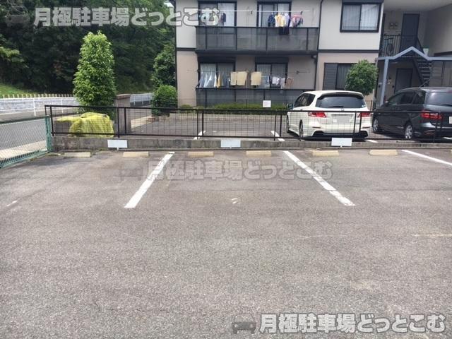 名古屋市天白区原5-1318の月極駐車場3