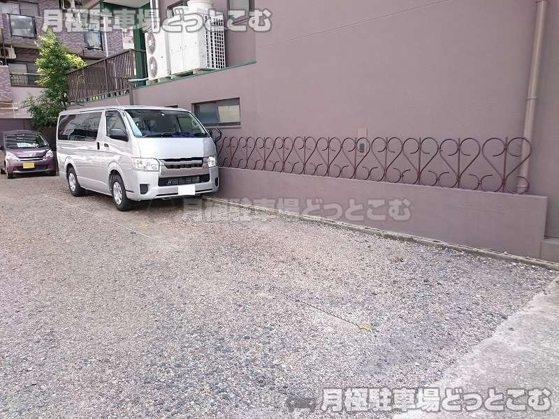名古屋市中区千代田2丁目904の月極駐車場3