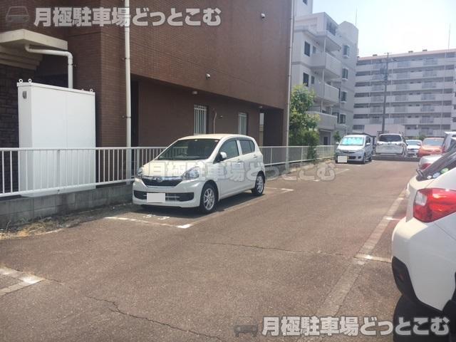 名古屋市昭和区明月町3丁目26の月極駐車場3