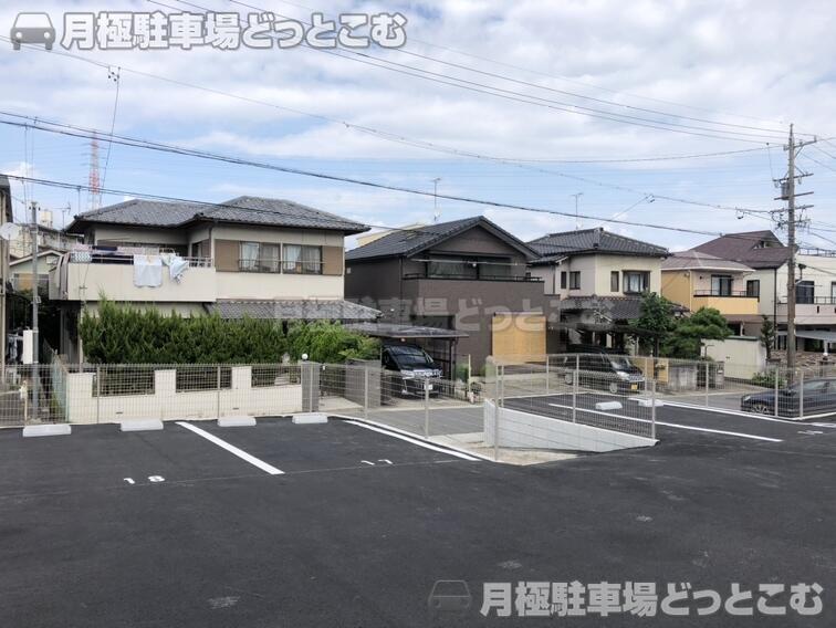 名古屋市緑区神沢1丁目1607の月極駐車場1