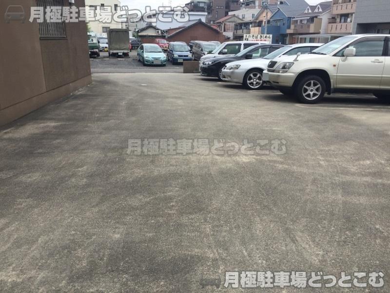 名古屋市千種区城木町1丁目25－1，25－2，25－3の月極駐車場2