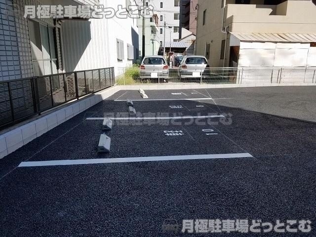 名古屋市中区千代田3丁目2308の月極駐車場3