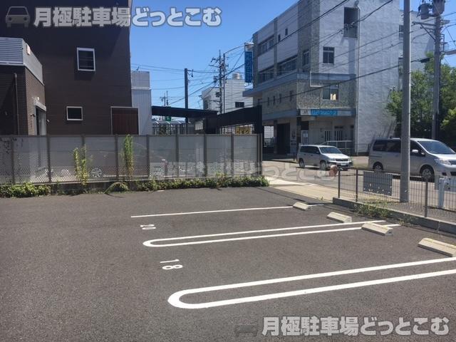 名古屋市北区辻町3丁目68の月極駐車場2