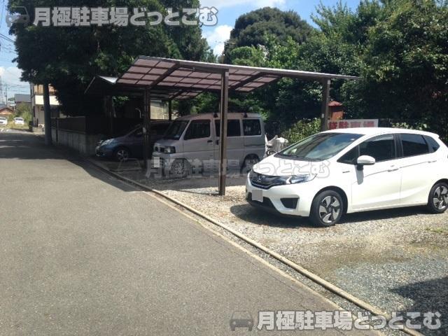 名古屋市西区名塚町2丁目60-4の月極駐車場3