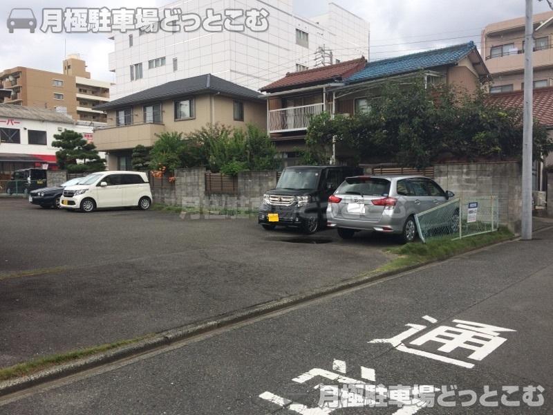 名古屋市熱田区四番2丁目402-1の月極駐車場3