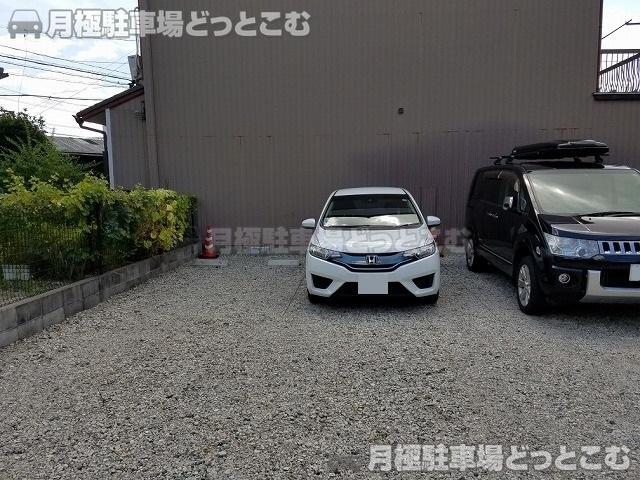 名古屋市港区辰巳町916-1の月極駐車場3