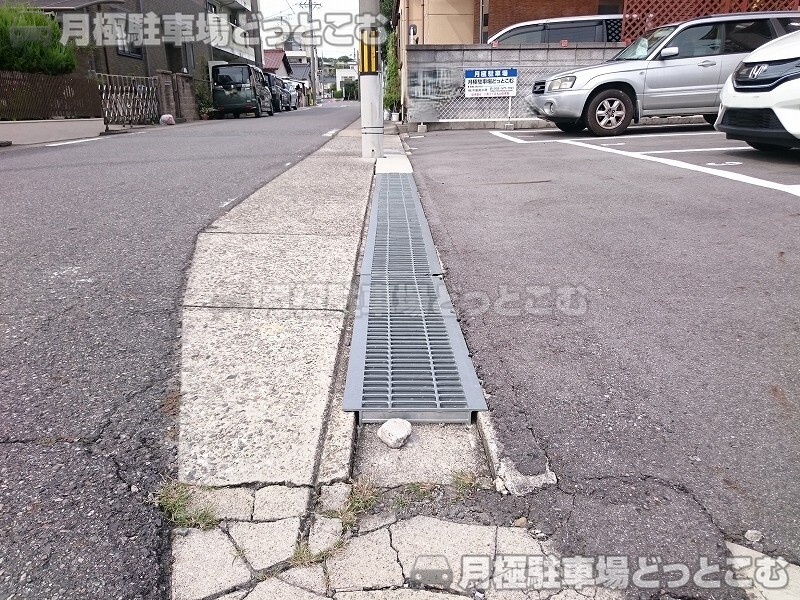 名古屋市守山区八剣2丁目2501の月極駐車場5