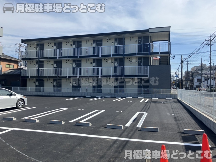 名古屋市中村区十王町916番の月極駐車場2