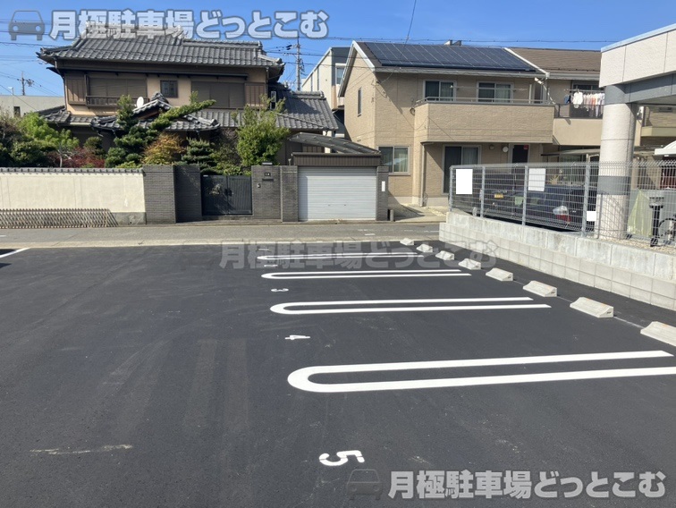 名古屋市中村区十王町916番の月極駐車場7
