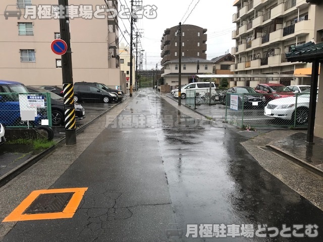 名古屋市中川区尾頭橋3-1618の月極駐車場5