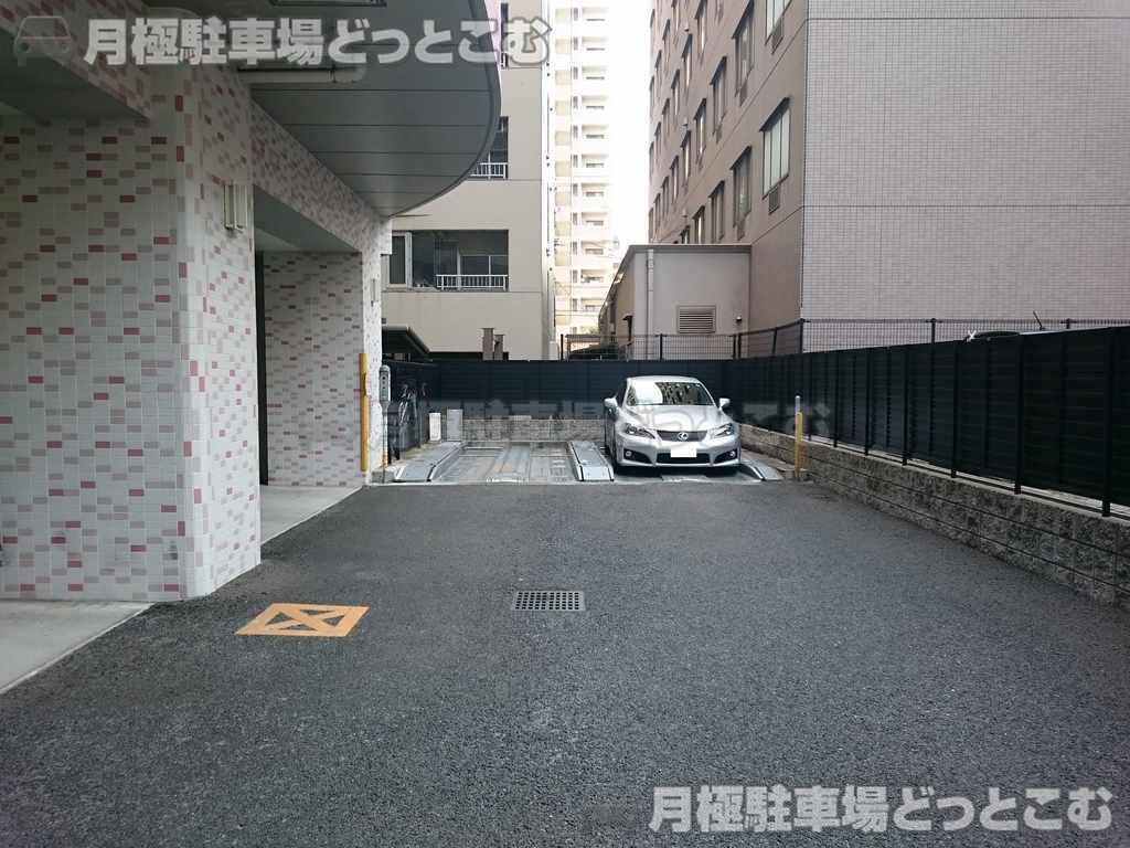 名古屋市中区富士見町5-7の月極駐車場2