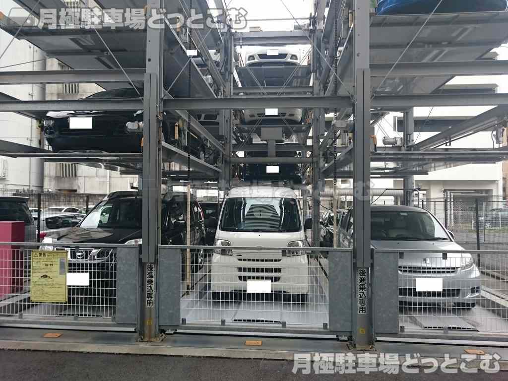 名古屋市東区代官町40-6の月極駐車場2