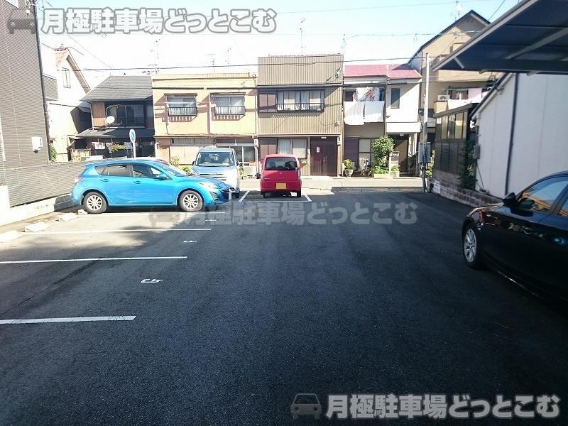名古屋市瑞穂区井戸田町3丁目10-1,9-1の月極駐車場3