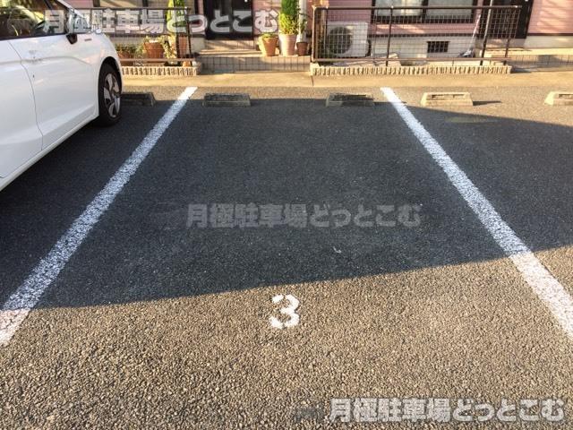 名古屋市中川区下之一色町権野115-1の月極駐車場2
