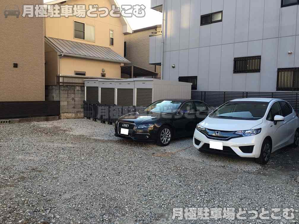 名古屋市西区栄生3丁目871の月極駐車場3