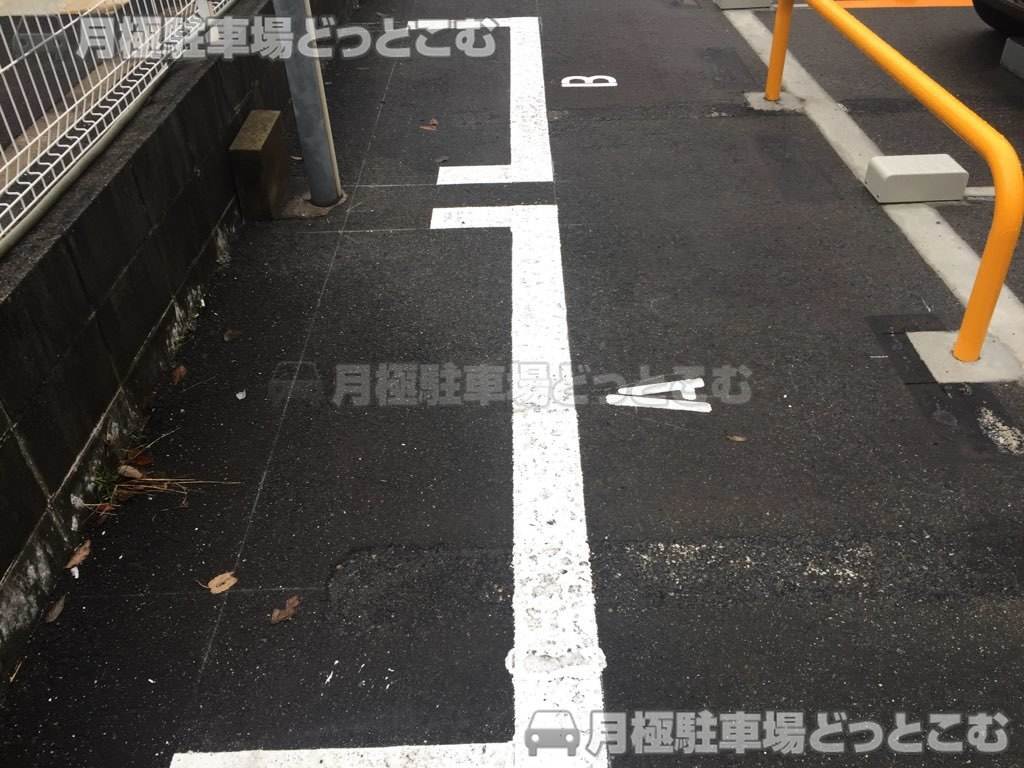 名古屋市西区幅下2丁目603の月極駐車場2