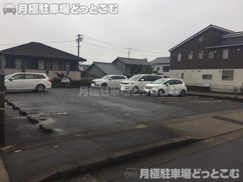 名古屋市緑区ほら貝2丁目231番地の月極駐車場2