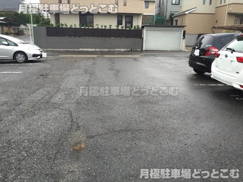 名古屋市緑区ほら貝2丁目231番地の月極駐車場3