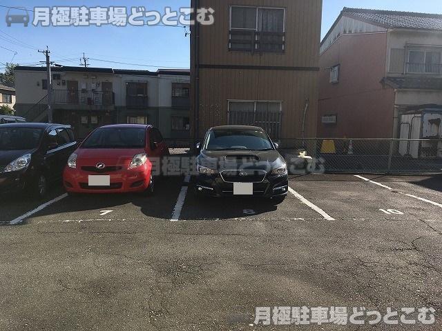 名古屋市熱田区旗屋2丁目1902の月極駐車場2