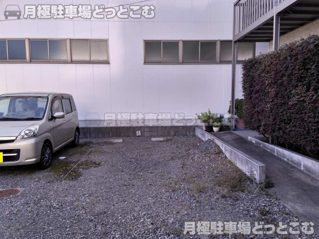 名古屋市東区筒井2丁目4-40の月極駐車場3