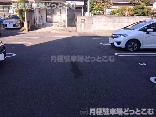 名古屋市東区百人町48の月極駐車場2