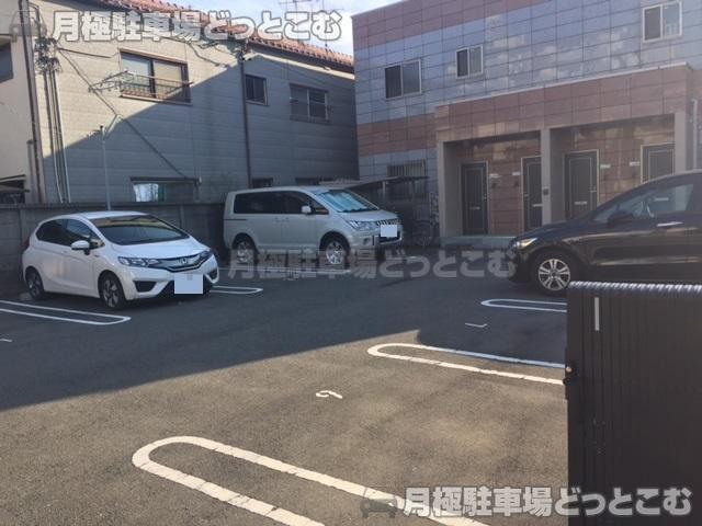 名古屋市東区百人町48の月極駐車場3