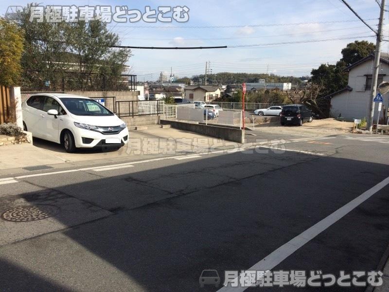 東海市加木屋町編笠30の月極駐車場2