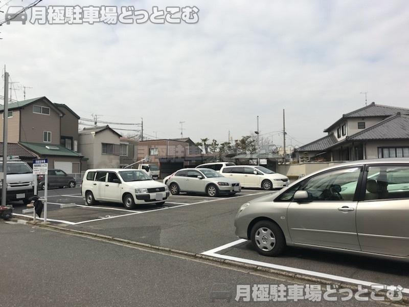名古屋市南区粕畠町1丁目7-2,8,9-5の月極駐車場1