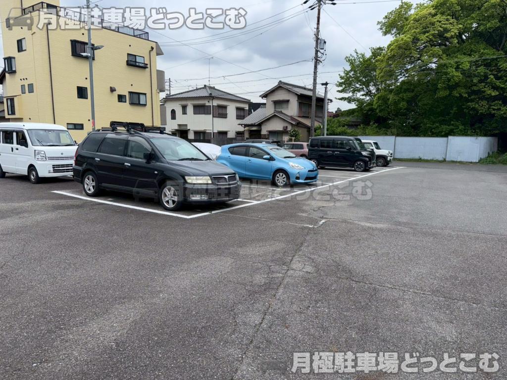 名古屋市南区粕畠町1丁目7-2,8,9-5の月極駐車場3