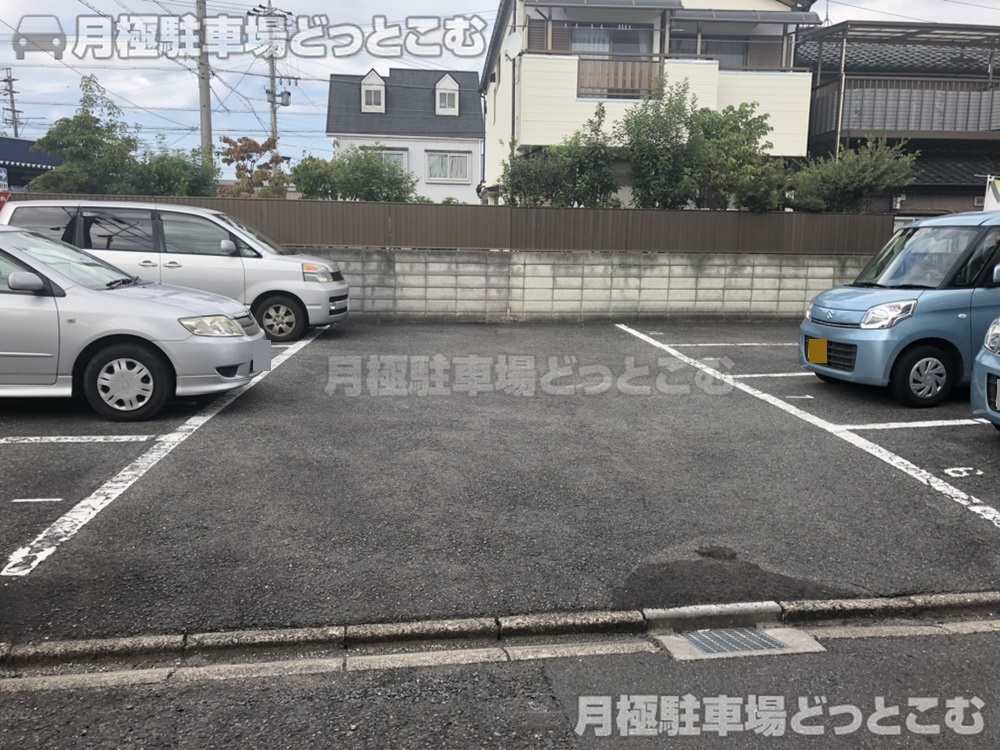 名古屋市中村区北浦町10の月極駐車場2