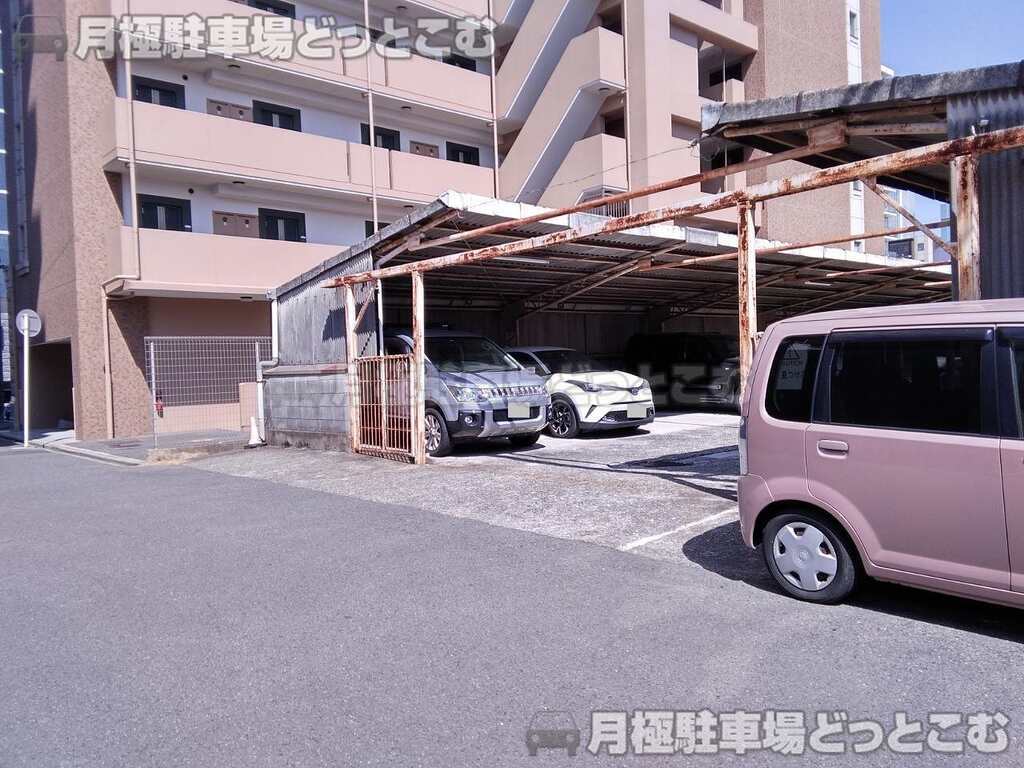 名古屋市中村区太閤通3丁目44番の月極駐車場2